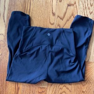 Lululemon size 4 black crop leggings